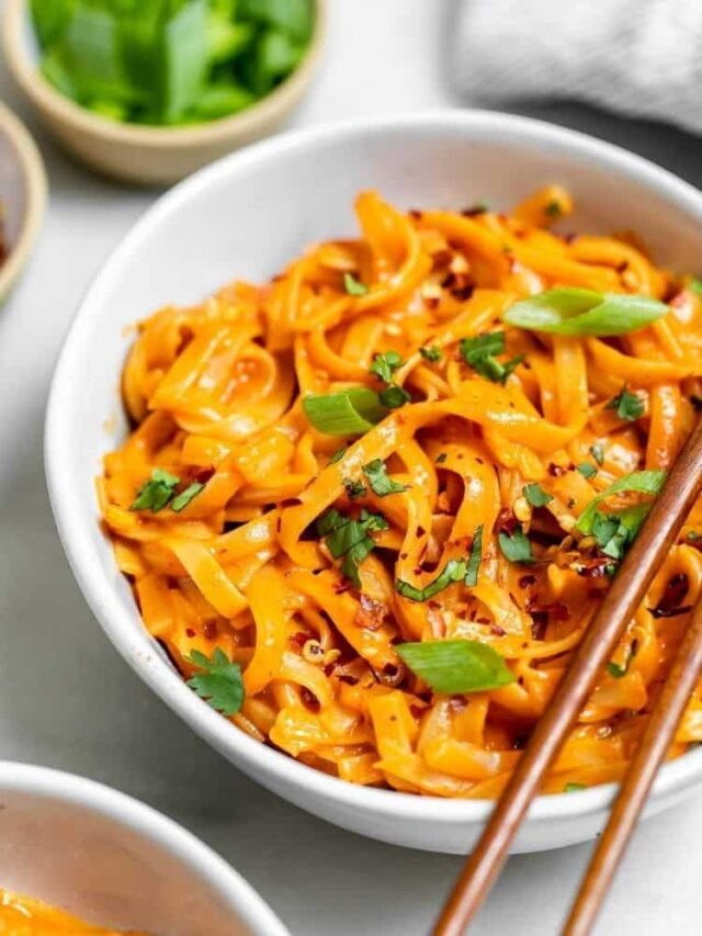 EASY Red Curry Noodles