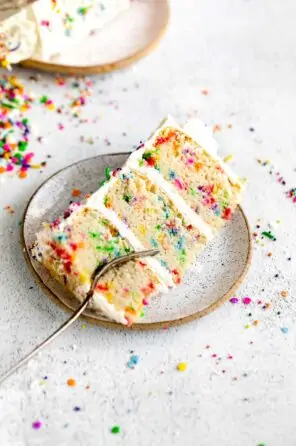 gluten-free-funfetti-birthday-cake