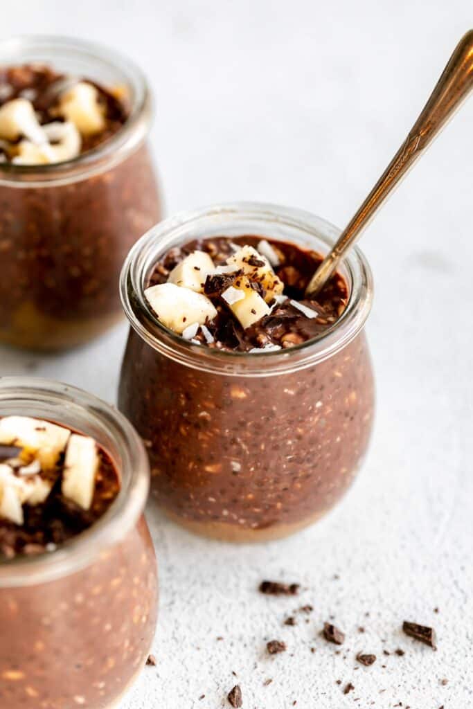 Chocolate Overnight Oats - Eat With Clarity