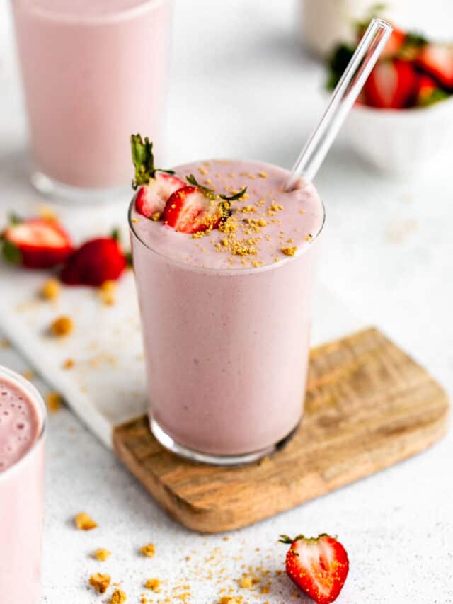 cropped-strawberry-banana-protein-shake-7.jpg
