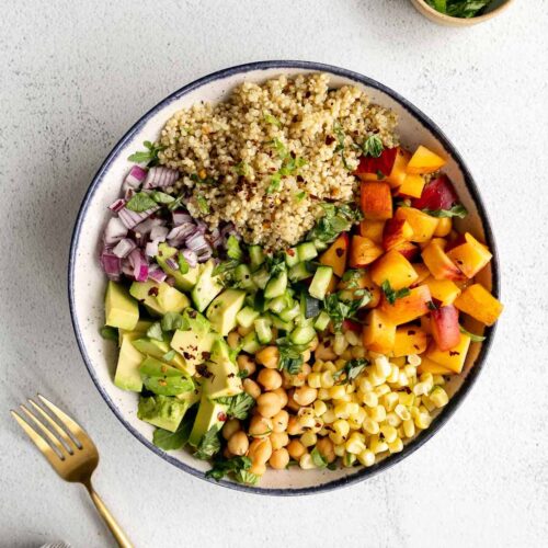 Vegan Quinoa Salad - Hello Summers!