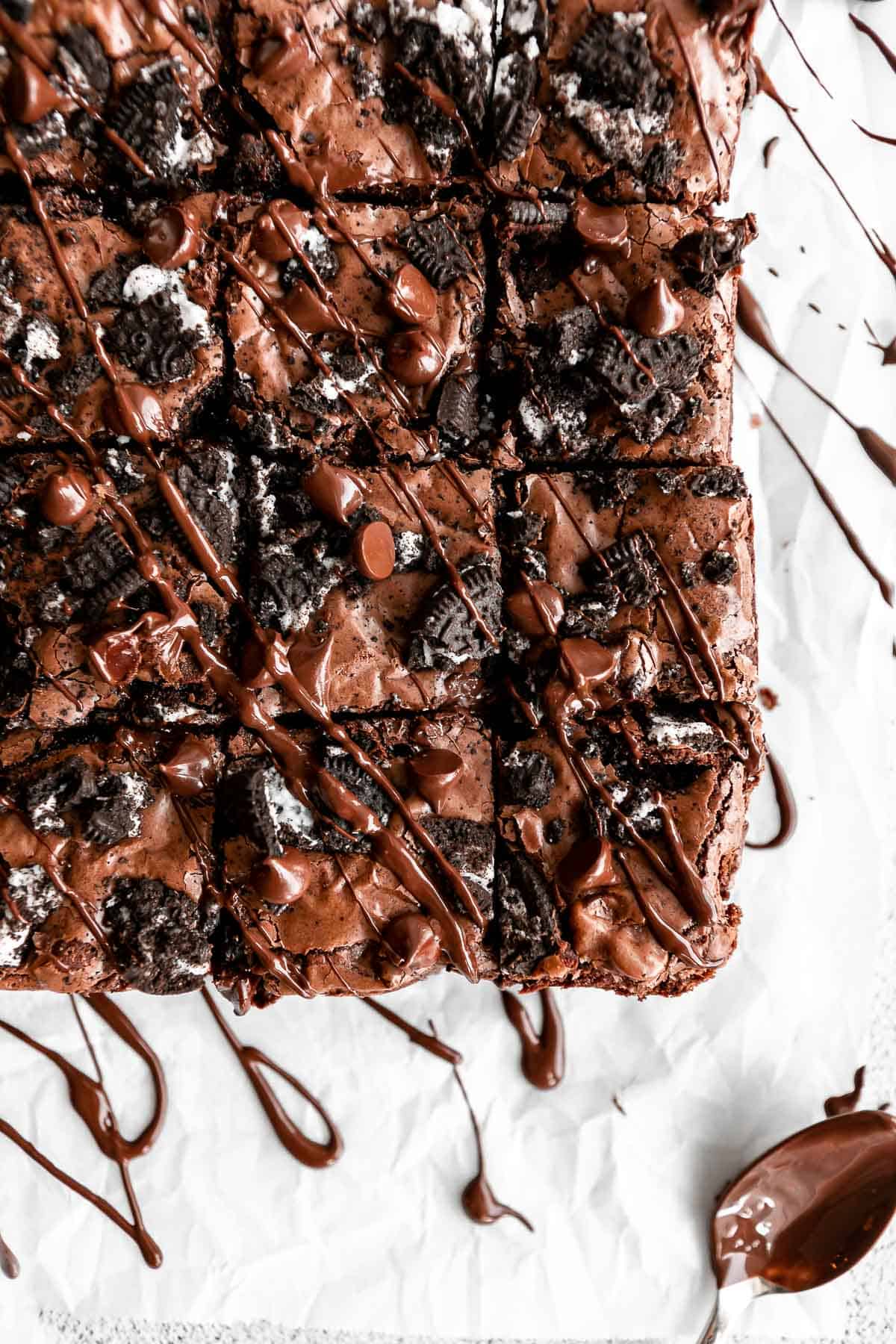 gluten free brownies with melted chocolate and crinkly tops