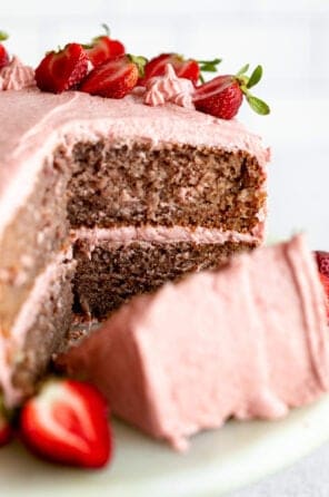 gluten-free-strawberry-cake-6