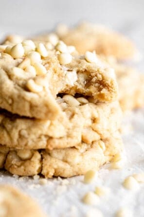 gluten-free-white-chocolate-macadamia-cookies-9