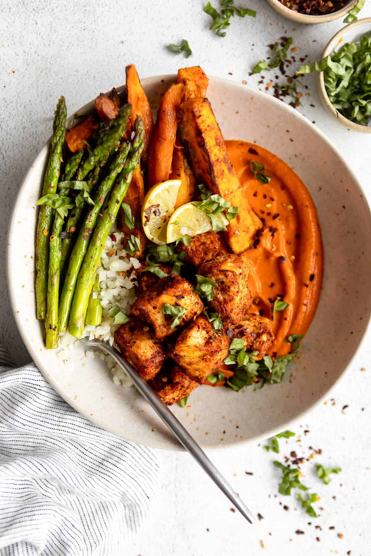 lemon pepper chicken bowls with sweet potatoes and asparagus