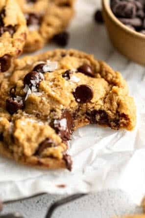 eggless-chocolate-chip-cookies-8