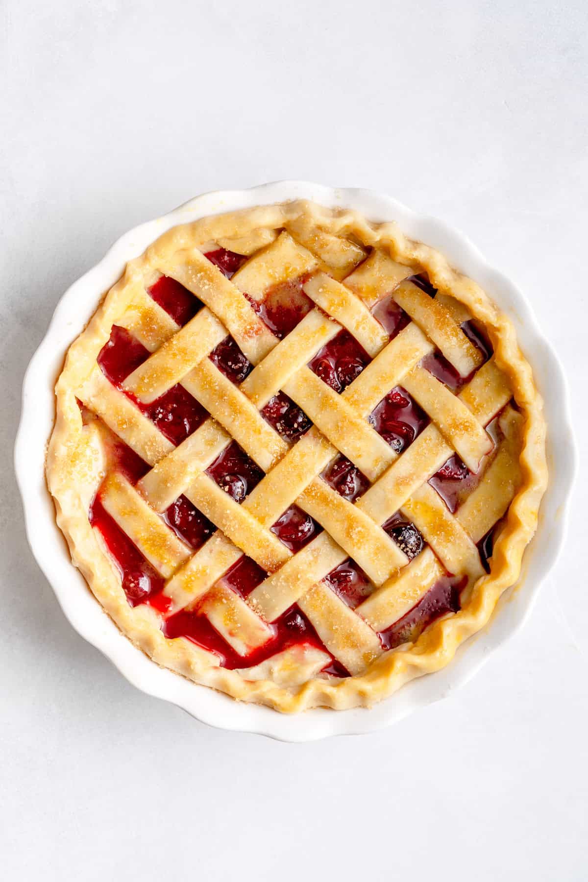 unbaked pie in a pie pan 