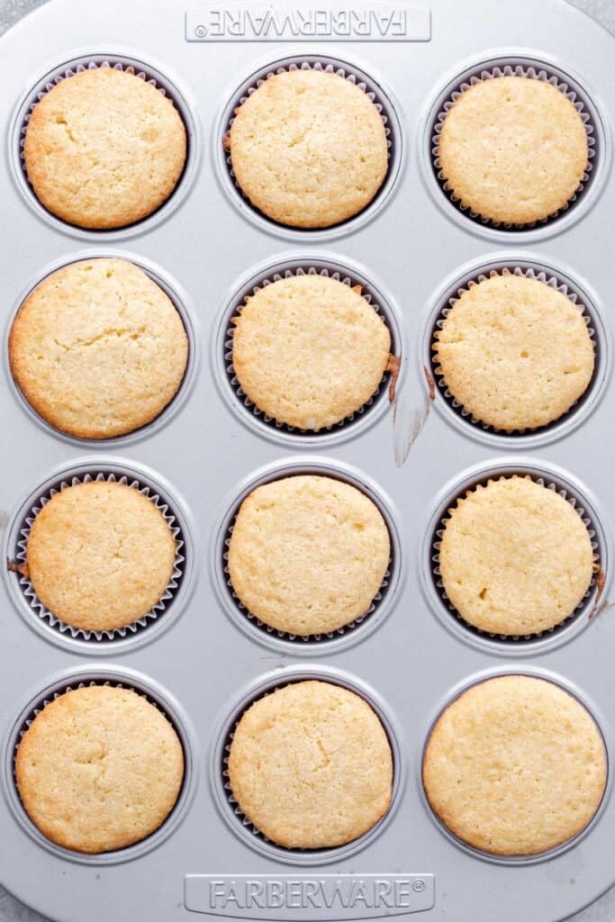 cupcakes after coming out of the oven